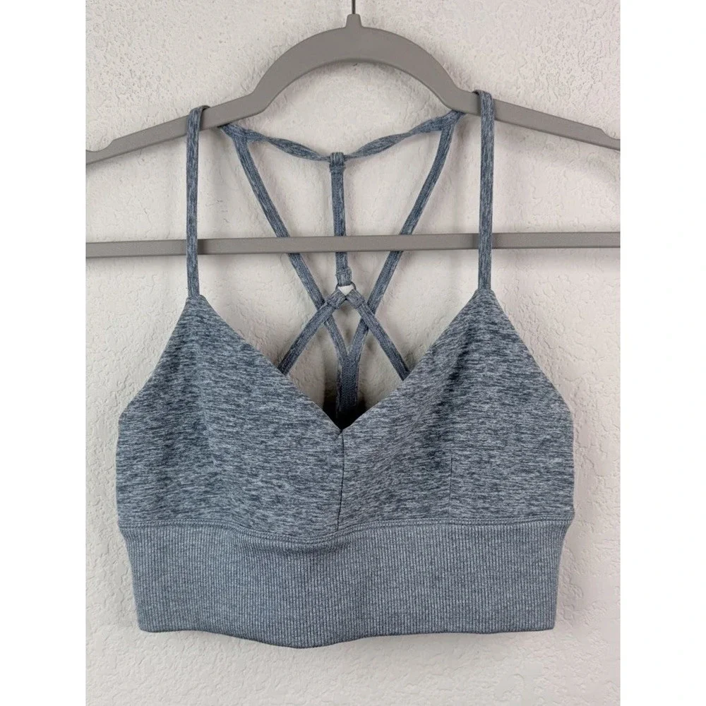Alo Yoga Alosoft Lavish Sports Bra S Gray Strappy Back Ribbed Athleisure Gym